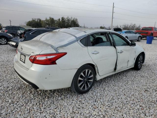 1N4AL3AP1HC174538 - 2017 NISSAN ALTIMA 2.5 WHITE photo 3