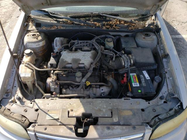 1G1ND52M3W6123331 - 1998 CHEVROLET MALIBU SILVER photo 11