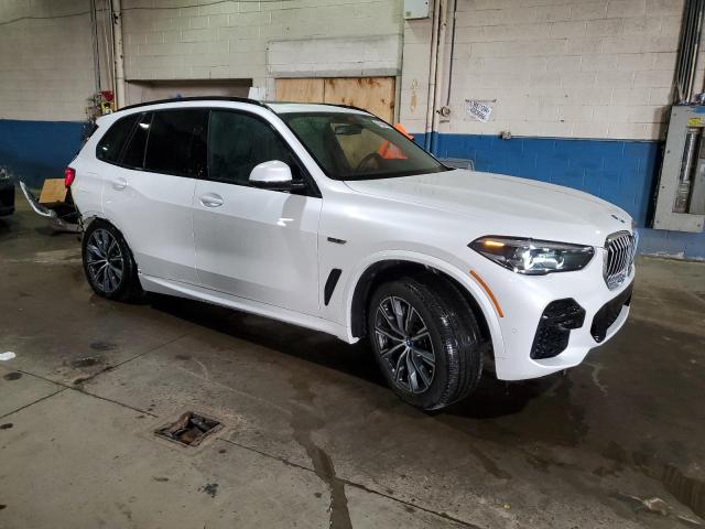 5UXTA6C0XN9K24323 - 2022 BMW X5 XDRIVE45E WHITE photo 4