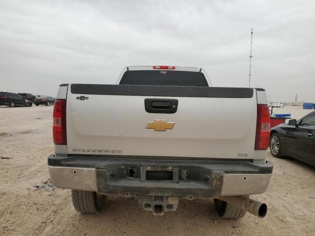 1GC1KYC86BF250955 - 2011 CHEVROLET SILVERADO K2500 HEAVY DUTY LTZ SILVER photo 6