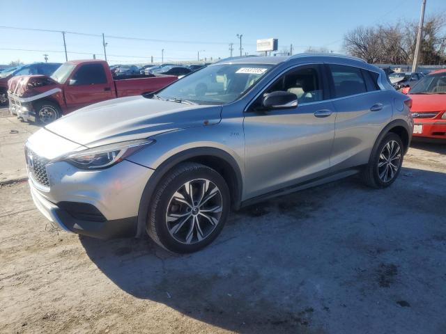 SJKCH5CR4HA033132 - 2017 INFINITI QX30 BASE GRAY photo 1