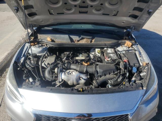 SJKCH5CR4HA033132 - 2017 INFINITI QX30 BASE GRAY photo 11