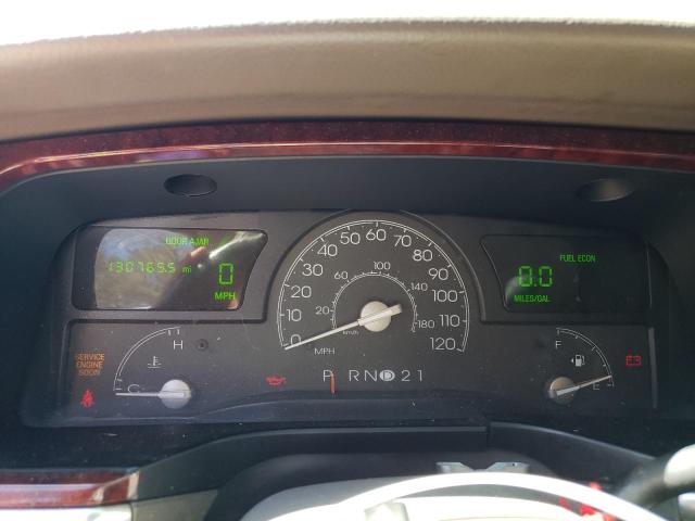 1LNHM81WX4Y622066 - 2004 LINCOLN TOWN CAR EXECUTIVE SILVER photo 9