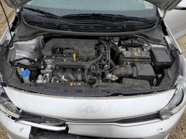 3KPA24AD9NE487897 - 2022 KIA RIO LX SILVER photo 11