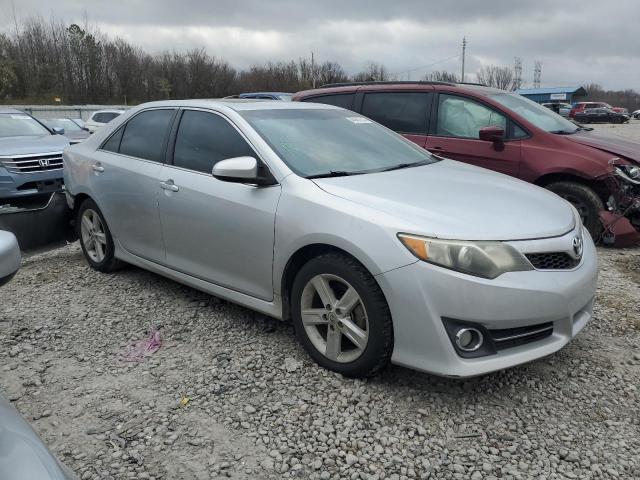 4T1BF1FK7CU542663 - 2012 TOYOTA CAMRY BASE SILVER photo 4
