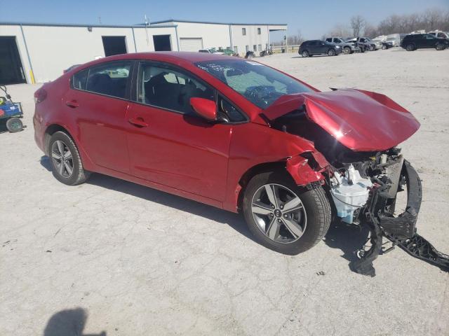 3KPFL4A78JE241009 - 2018 KIA FORTE LX RED photo 4