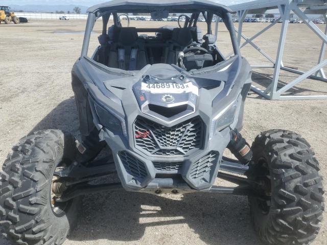 3JBVNAW42JK002255 - 2018 CAN-AM MAVERICK X RS TURBO R CHARCOAL photo 9