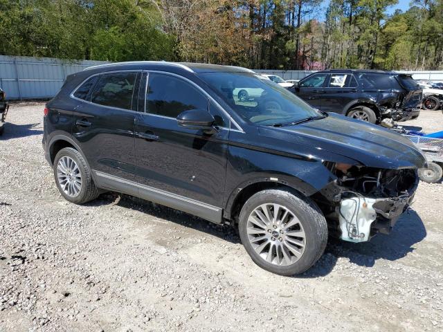 5LMCJ3D90HUL40802 - 2017 LINCOLN MKC RESERVE BLACK photo 4