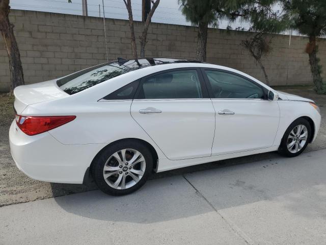 5NPEC4AC5DH585891 - 2013 HYUNDAI SONATA SE WHITE photo 3