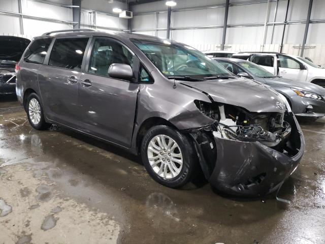 5TDYK3DC0CS212675 - 2012 TOYOTA SIENNA XLE GRAY photo 4