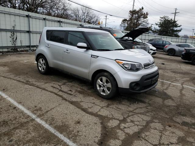 KNDJN2A29K7014314 - 2019 KIA SOUL SILVER photo 4