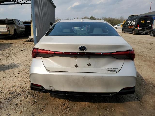 4T1B21FB7KU007472 - 2019 TOYOTA AVALON XLE WHITE photo 6