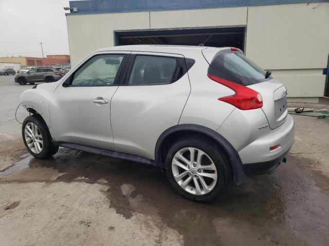 JN8AF5MV8ET481115 - 2014 NISSAN JUKE S SILVER photo 2