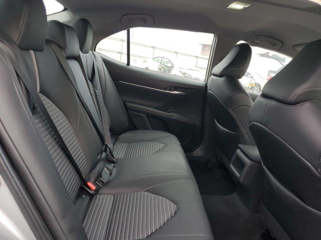 4T1G11AKXPU829609 - 2023 TOYOTA CAMRY SE NIGHT SHADE SILVER photo 10