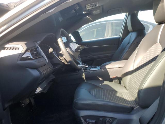 4T1G11AKXPU829609 - 2023 TOYOTA CAMRY SE NIGHT SHADE SILVER photo 7