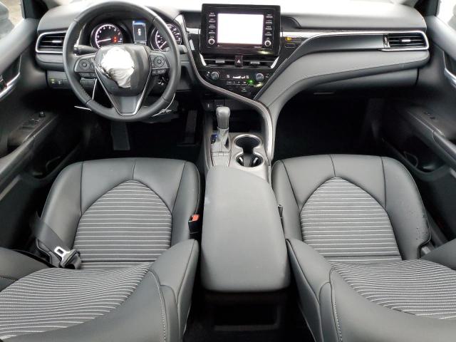 4T1G11AKXPU829609 - 2023 TOYOTA CAMRY SE NIGHT SHADE SILVER photo 8