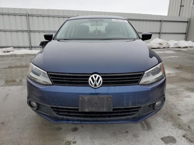 3VW1K7AJ0DM437219 - 2013 VOLKSWAGEN JETTA BASE 蓝色 照片 5