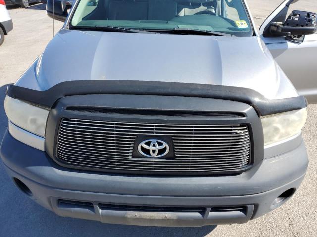 5TFLU5F11AX021527 - 2010 TOYOTA TUNDRA SILVER photo 11