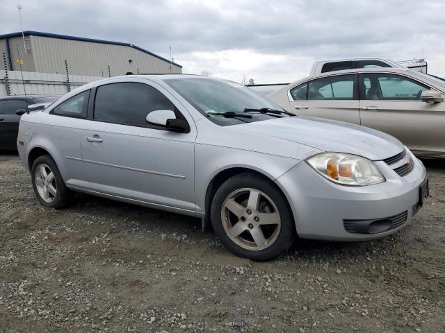 1G1AL12F457619209 - 2005 CHEVROLET COBALT LS SILVER photo 4