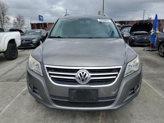 WVGAV7AX3AW515482 - 2010 VOLKSWAGEN TIGUAN S GRAY photo 5