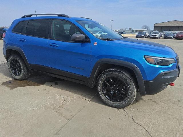 1C4PJMBN4KD227148 - 2019 JEEP CHEROKEE TRAILHAWK BLUE photo 4