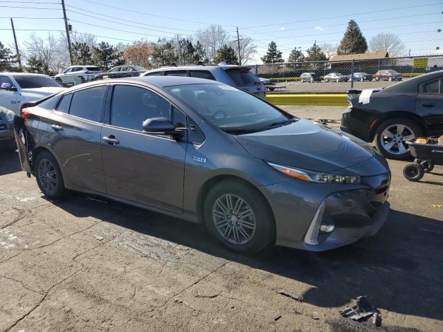 JTDKARFP2H3023059 - 2017 TOYOTA PRIUS PRIM GRAY photo 4