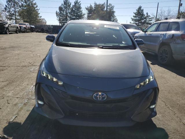 JTDKARFP2H3023059 - 2017 TOYOTA PRIUS PRIM GRAY photo 5