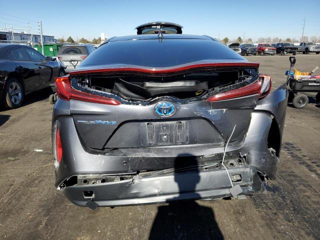 JTDKARFP2H3023059 - 2017 TOYOTA PRIUS PRIM GRAY photo 6