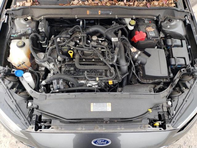 3FA6P0HD5KR281055 - 2019 FORD FUSION SE GRAY photo 11