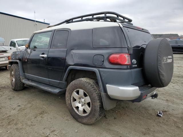 JTEBU11F570008252 - 2007 TOYOTA FJ CRUISER BLACK photo 2