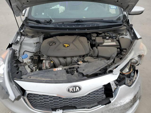 KNAFK4A69F5363470 - 2015 KIA FORTE LX SILVER photo 11