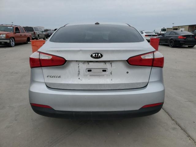 KNAFK4A69F5363470 - 2015 KIA FORTE LX SILVER photo 6