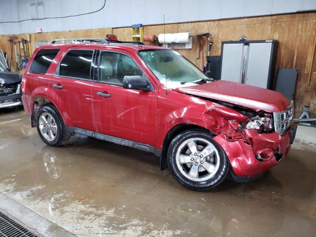 1FMCU0D79CKA57360 - 2012 FORD ESCAPE XLT RED photo 4