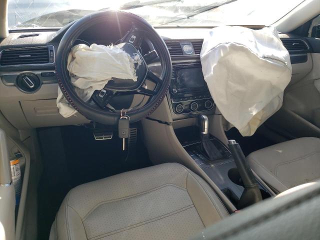 1VWDT7A38HC019591 - 2017 VOLKSWAGEN PASSAT R-LINE Boz foto 8