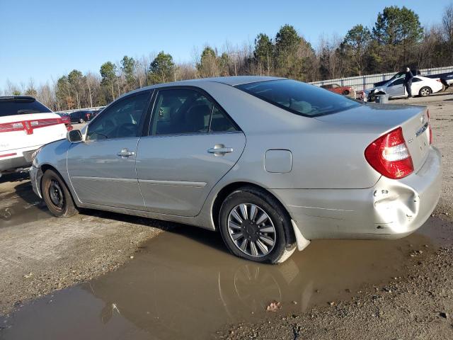 4T1BE30K74U304465 - 2004 TOYOTA CAMRY LE SILVER photo 2