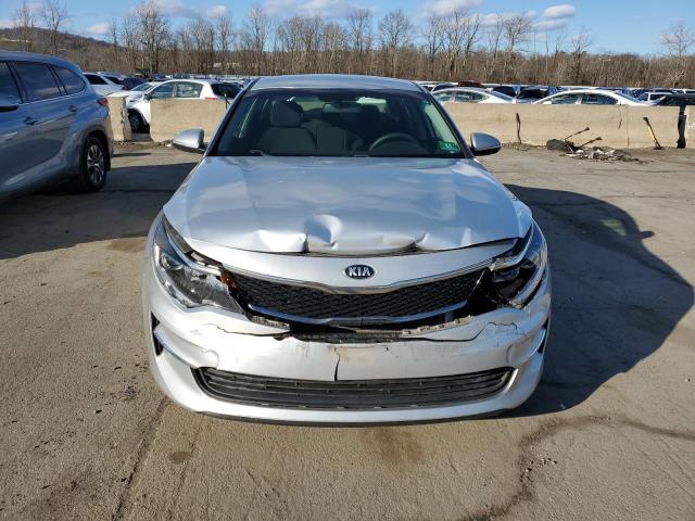 5XXGT4L32JG262380 - 2018 KIA OPTIMA LX SILVER photo 5