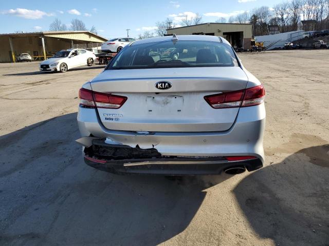 5XXGT4L32JG262380 - 2018 KIA OPTIMA LX SILVER photo 6