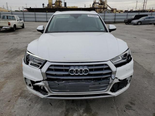 WA1ANAFY2L2040141 - 2020 AUDI Q5 PREMIUM WHITE photo 5