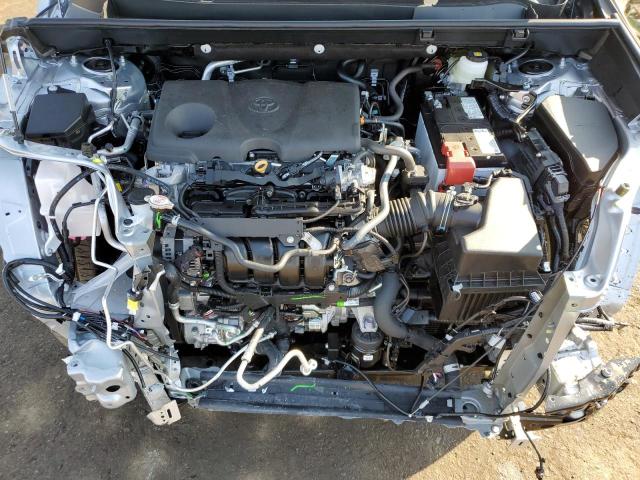 2T3P1RFV6RC413389 - 2024 TOYOTA RAV4 XLE SILVER photo 11