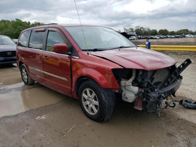 2C4RC1BG4CR117458 - 2012 CHRYSLER TOWN & COU TOURING RED photo 4