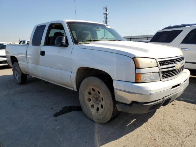 1GCEC19V57Z106340 - 2007 CHEVROLET SILVERADO C1500 CLASSIC WHITE photo 4