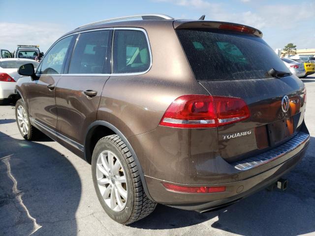 WVGFF9BP9BD003235 - 2011 VOLKSWAGEN TOUAREG V6 BROWN photo 3