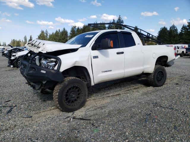 5TFUY5F18FX436232 - 2015 TOYOTA TUNDRA DOUBLE CAB SR/SR5 WHITE photo 1
