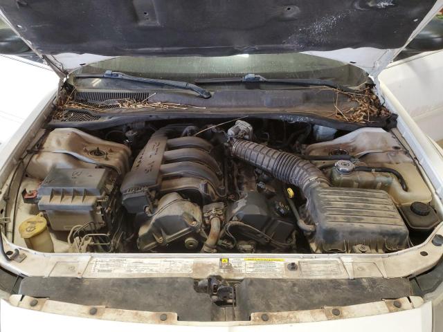 2D4FV47T26H478852 - 2006 DODGE MAGNUM SE CREAM photo 11