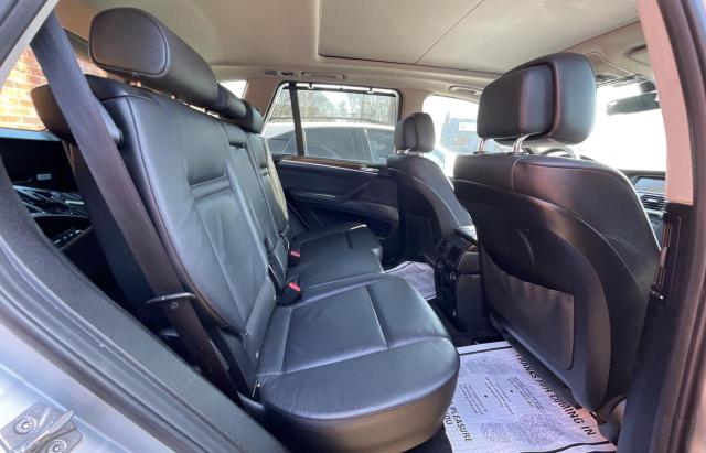 5UXZV4C53CL760738 - 2012 BMW X5 XDRIVE35I SILVER photo 6