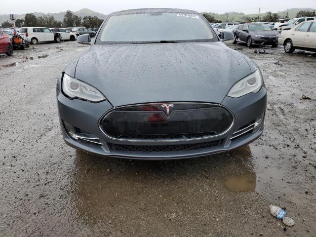 5YJSA1CP1DFP04154 - 2013 TESLA MODEL S Մոխրագույն լուսանկար 5