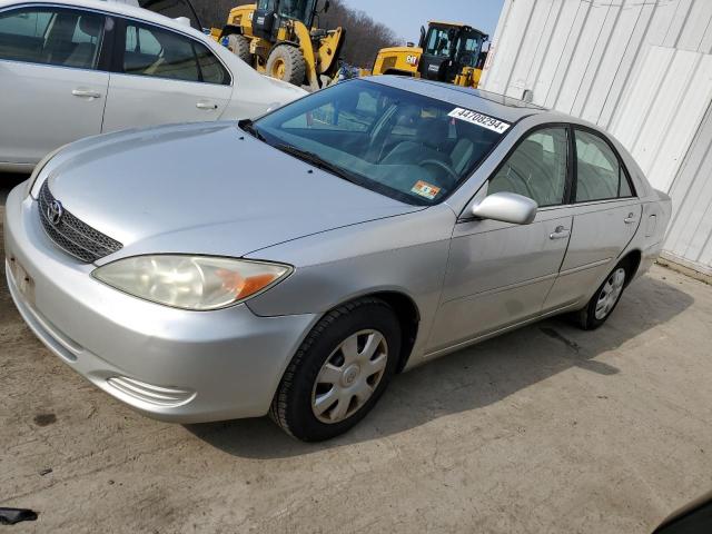 4T1BE32K94U883875 - 2004 TOYOTA CAMRY LE SILVER photo 1