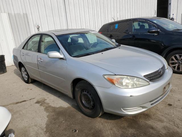 4T1BE32K94U883875 - 2004 TOYOTA CAMRY LE SILVER photo 4