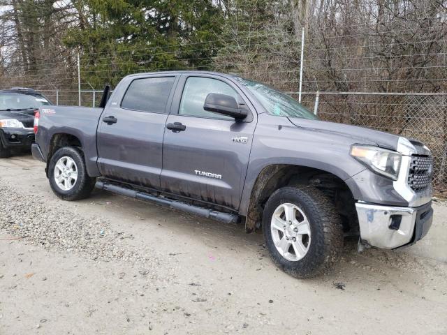 5TFDW5F12JX701712 - 2018 TOYOTA TUNDRA CREWMAX SR5 GRAY photo 4