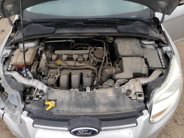 1FADP3F27EL169368 - 2014 FORD FOCUS SE SILVER photo 11